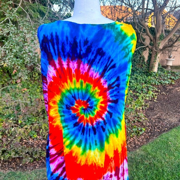 HARMONY-colorful Tie-Dye Sleeveless Dress - Picture 5 of 6